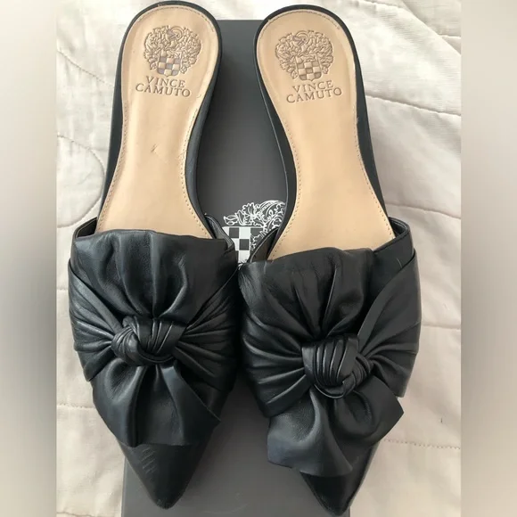 Vince Camuto Marketa Flat - Picture 1 of 7